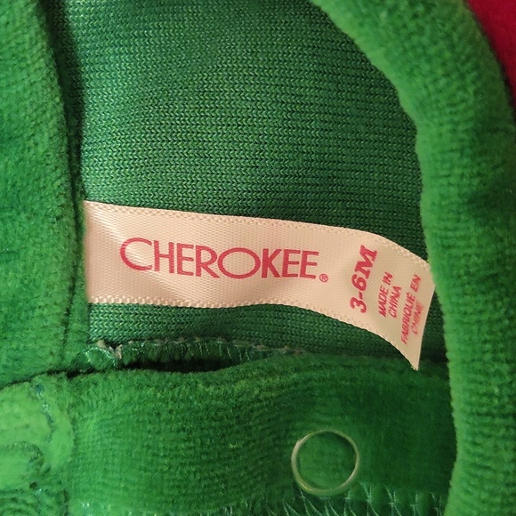 Three piece velour holiday outfit - Picture 2 of 6